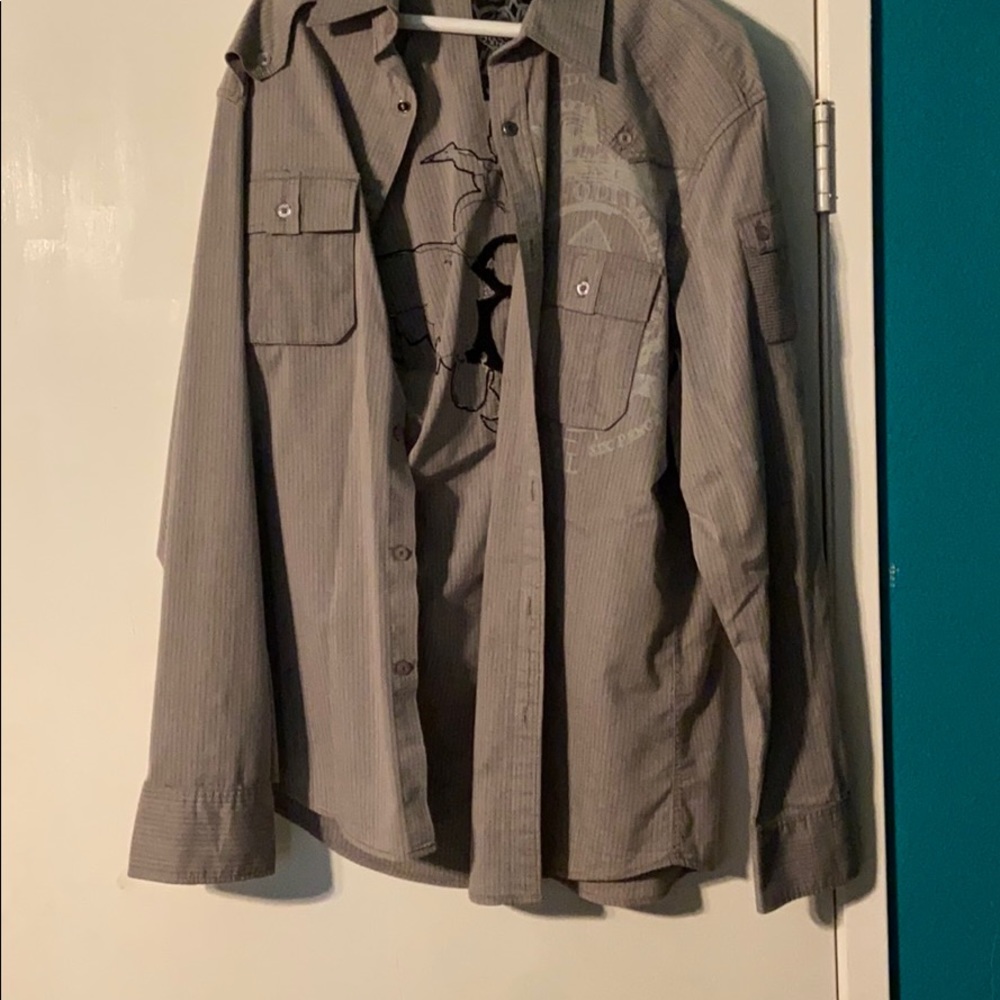 Long sleeved buttoned up